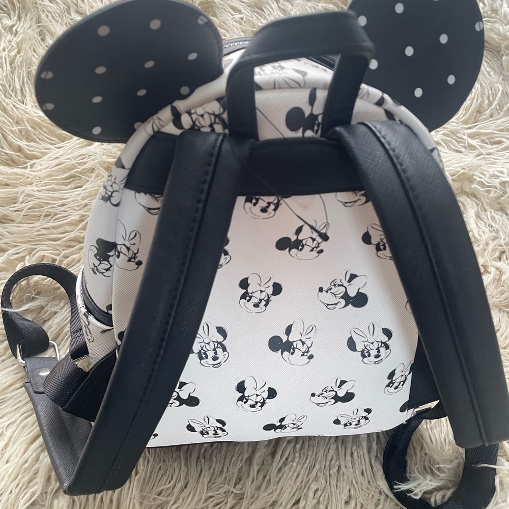 Minnie mouse backpack - Picture 2 of 3